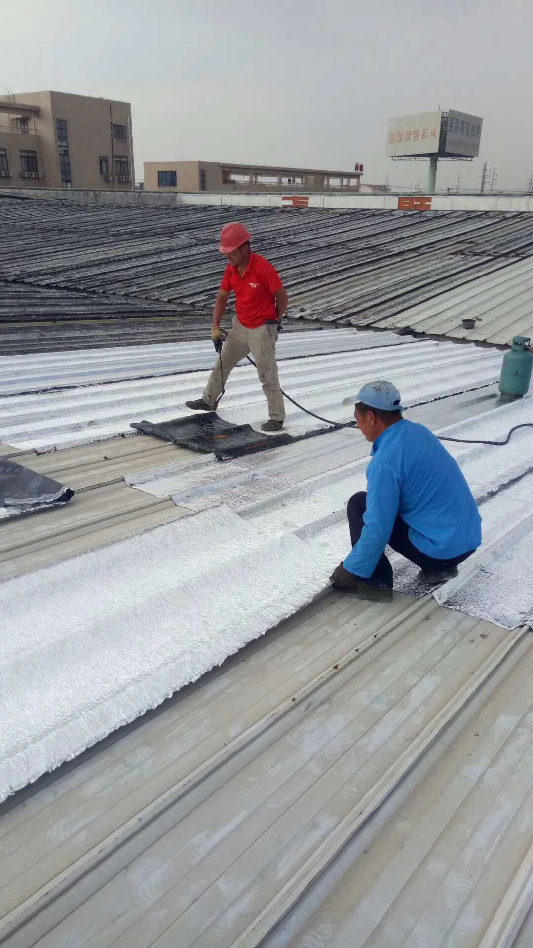 常熟防水補漏，屋頂漏水，地下室防水，價格優(yōu)惠