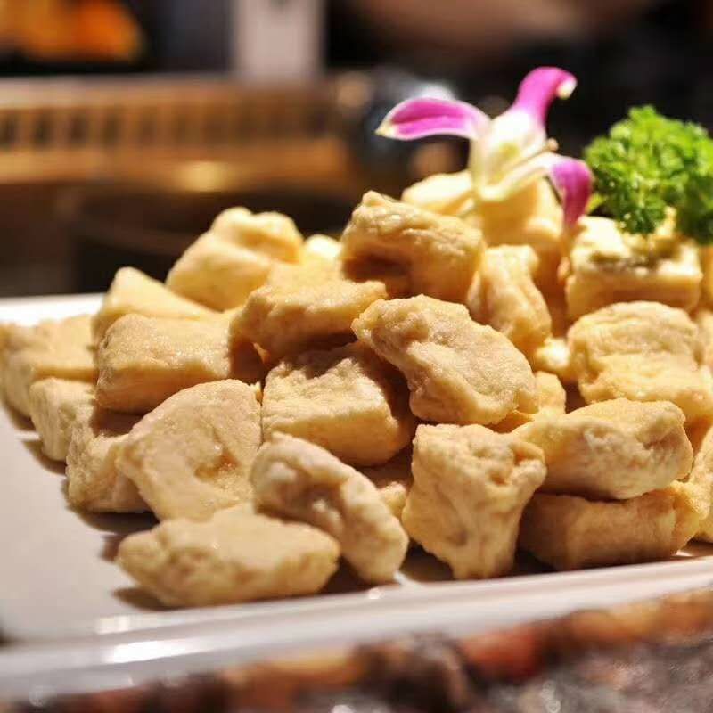 木棉豆腐是怎樣制作生產的，豆制品加工木棉豆腐機器投資