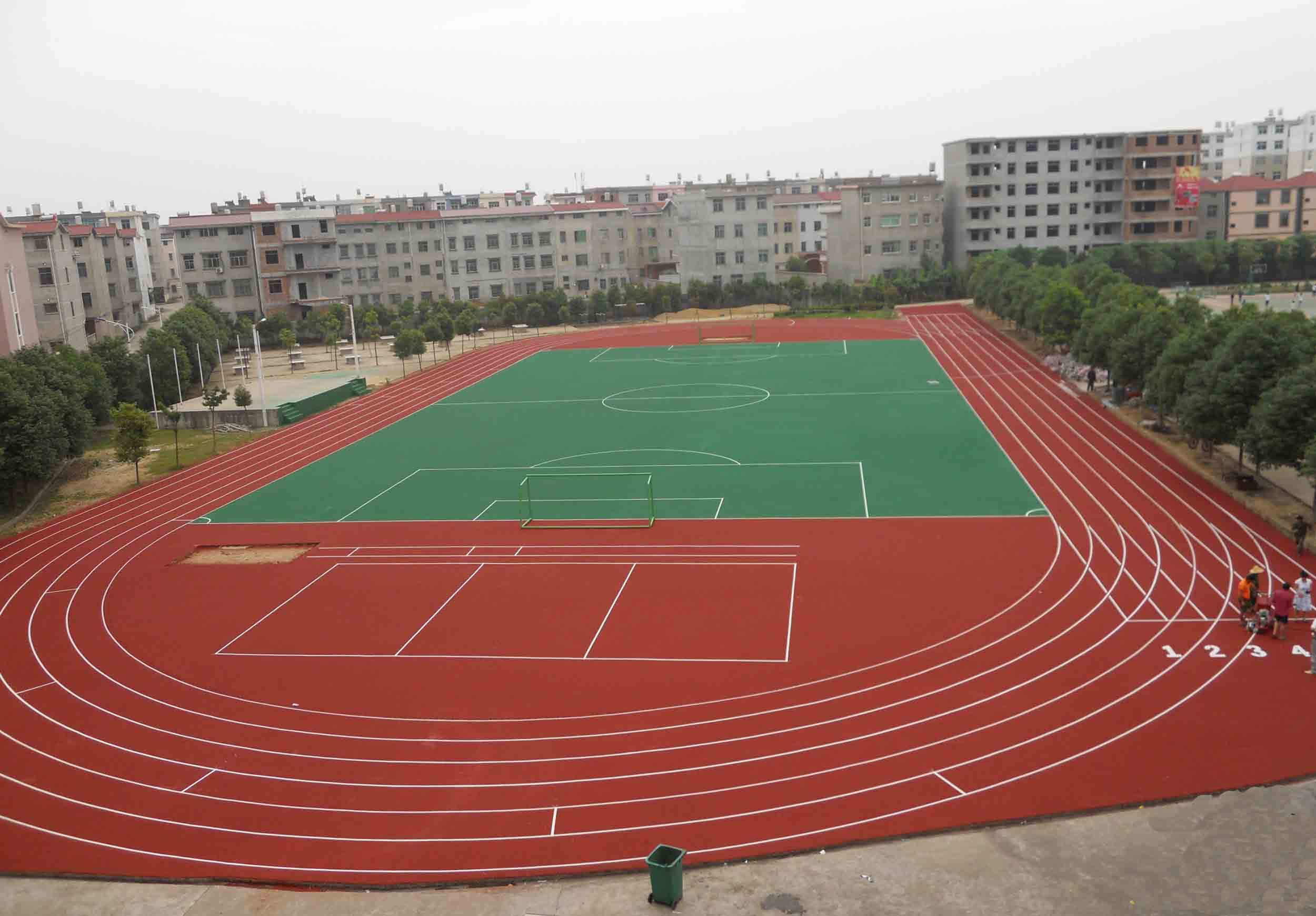 塑膠跑道 跑道工程 塑膠跑道價(jià)格 塑膠跑道施工 戶(hù)外塑膠跑道